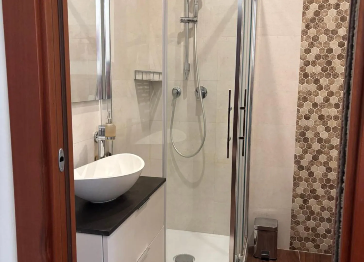Hotel Enjoy Milano Skyline 2*, Mediolan