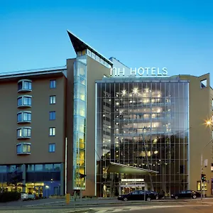 **** Hotel Nh República Checa